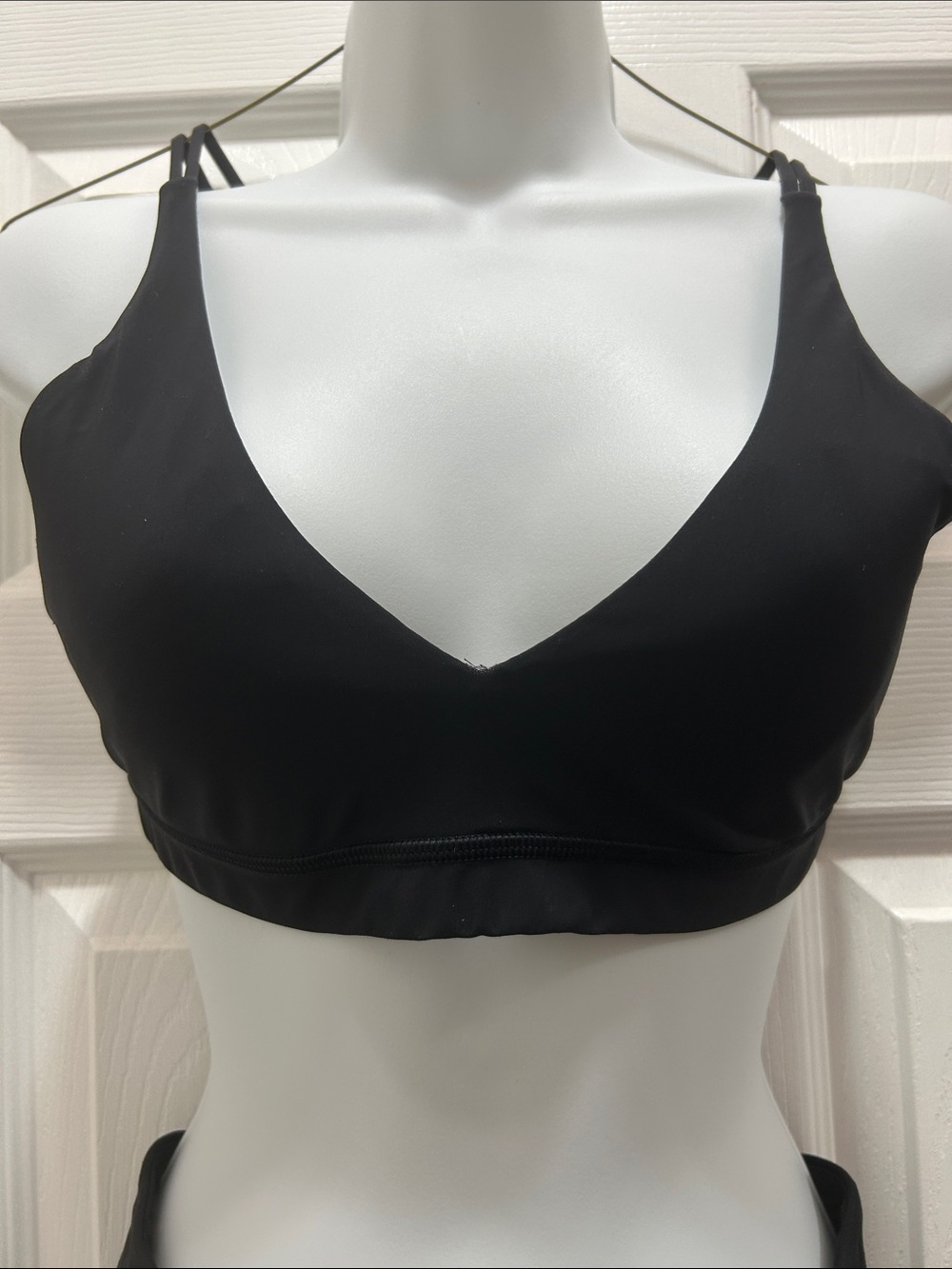 lululemon athletica Black V-Neck Strappy Sports Bralette